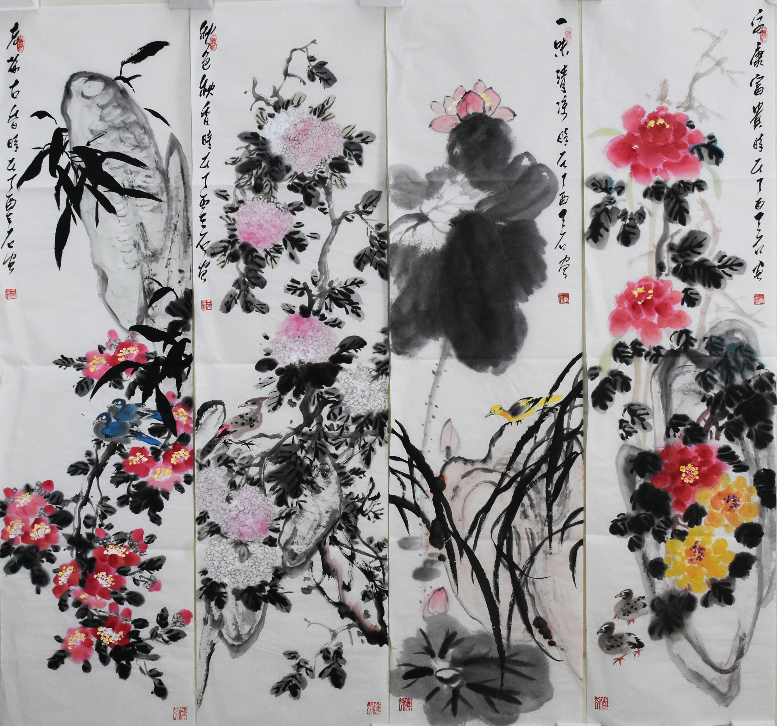 浅说形式美感高度统一的花鸟画作品《四条屏》