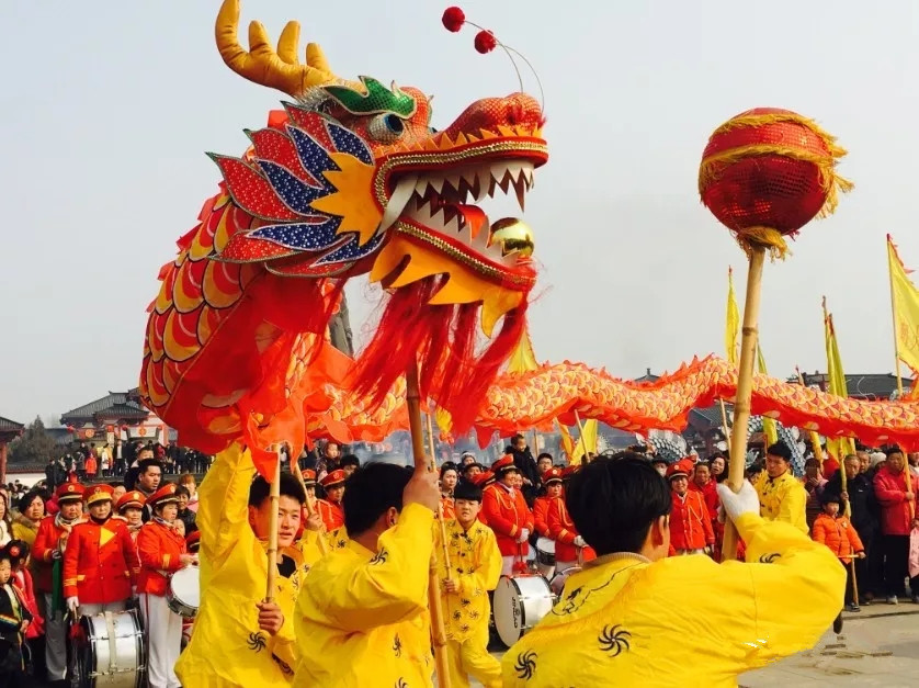 非遗演出 2019火神台庙会还会有打铁花,踩高跷,舞龙舞狮,川剧变脸等非