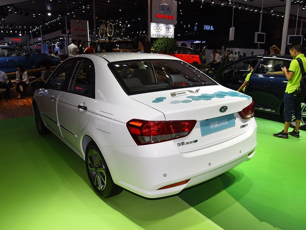 华骐300e,整体风格极具力量感,非常的具有吸引力