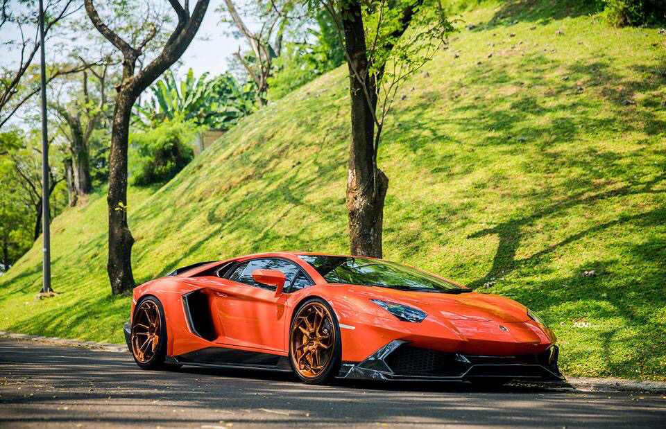 蘭博基尼 aventador lp700-4