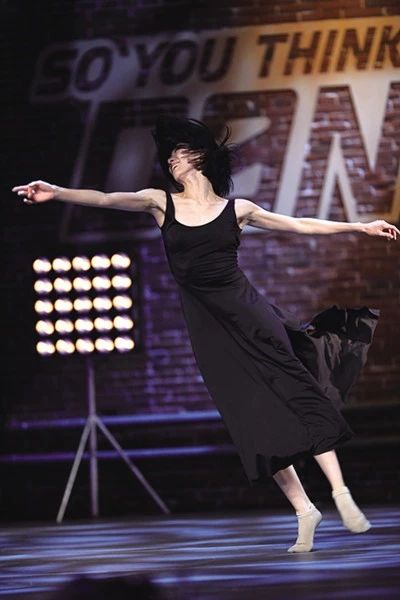 本届《这就是街舞》最燃最炸的舞蹈!被上海80后女神瞬间圈粉!