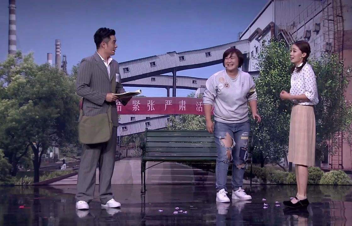 小品《你好,李焕英》改写电影,初稿已定,多久都会等电影上映!