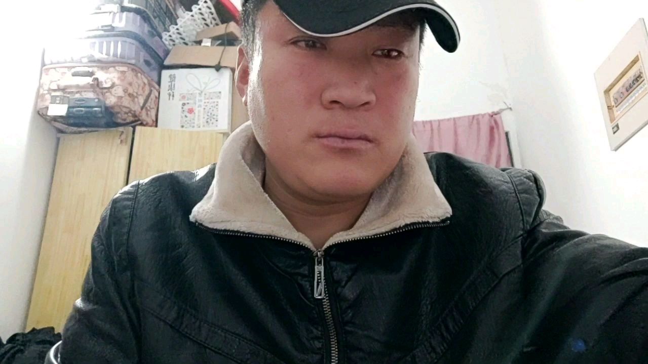 今天给大家分享一个铁板鱿鱼配方和做法。做生意自己吃都好用