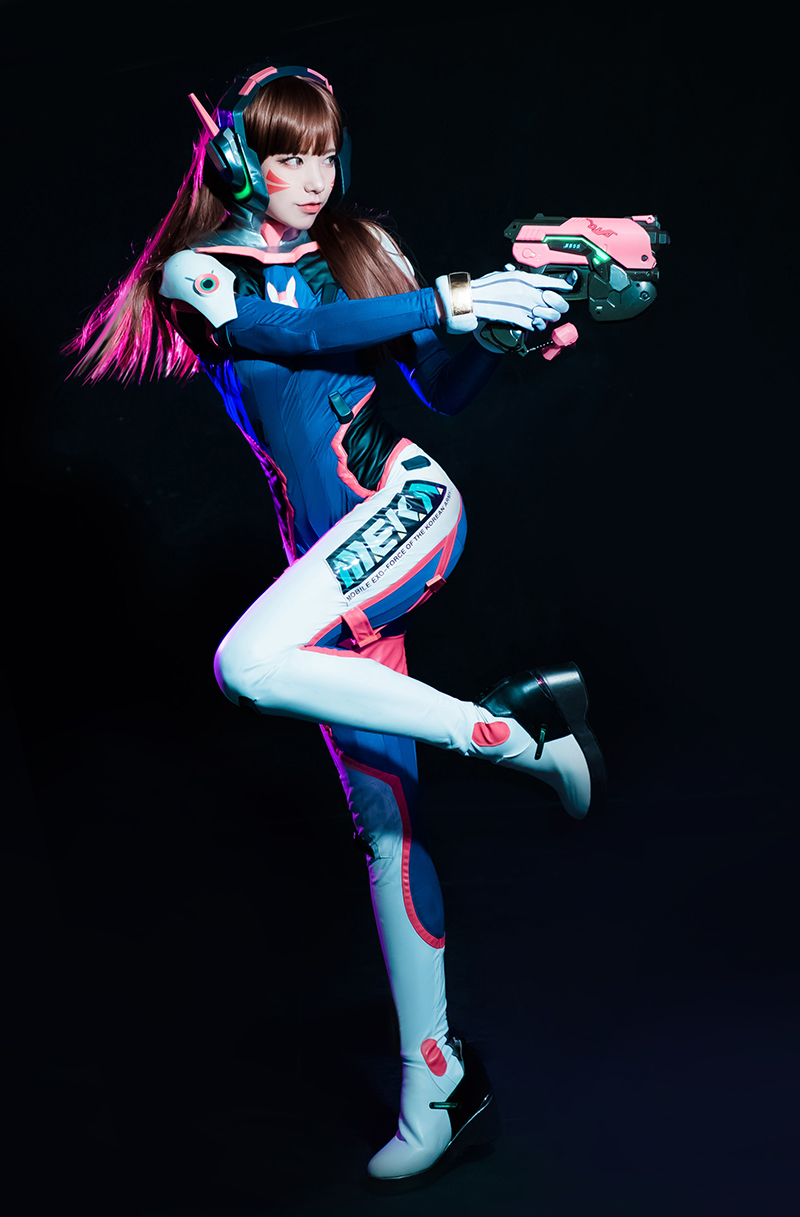 老司机cosplay:韩国第一美少女yurisa紧身d.va,她击中你了吗