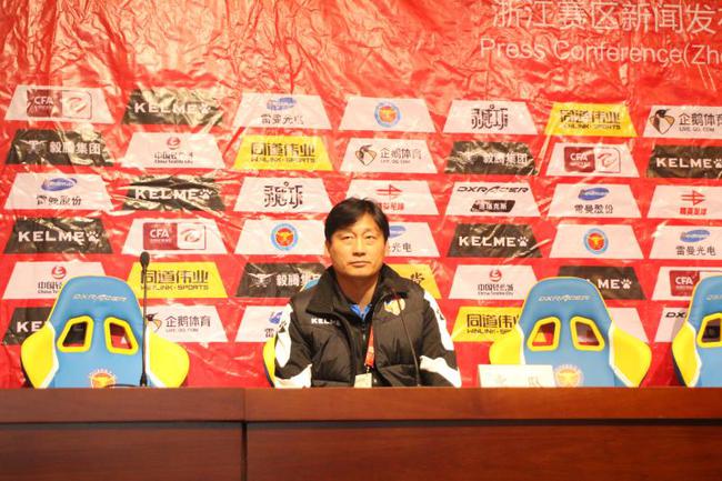 唐京:湘涛队员很努力但面临困难 输球要总结经验
