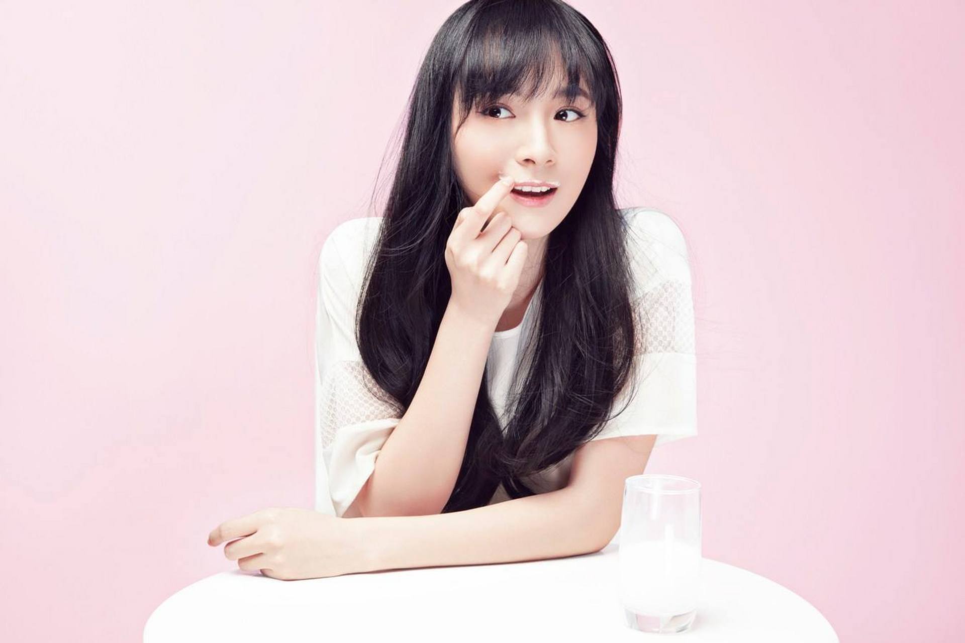 校花#翟天临前女友李依伊,1992年出生于江西,毕业于于北京电影学院