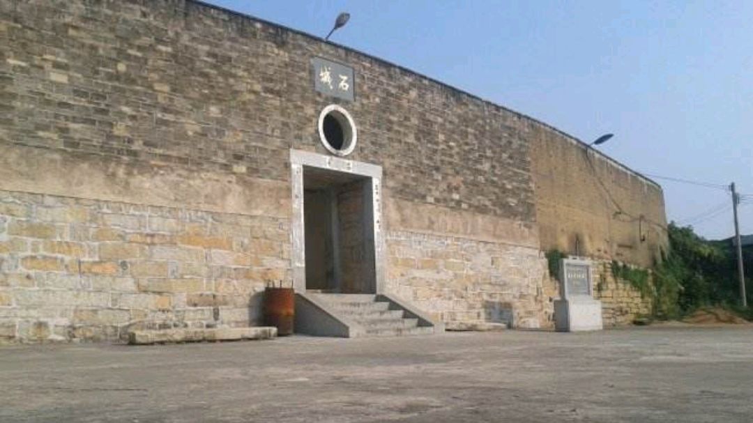 汕尾市陆丰境内这个历史一千多年的古寨,如今成为旅游胜地!