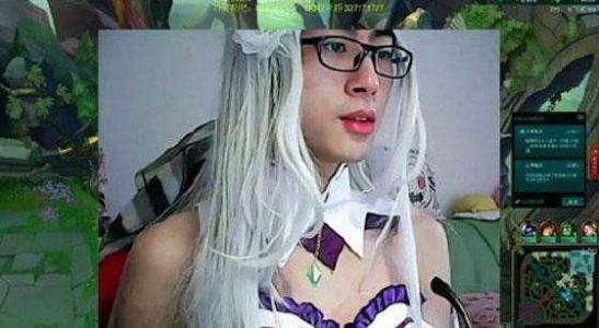 lol:主播孙悟空邀请粉丝参加婚礼,粉丝:我一个达不留就到了!