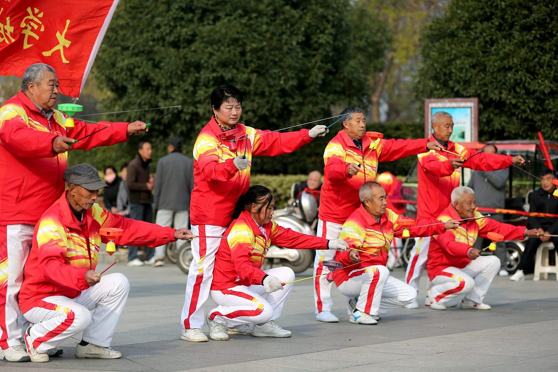 空竹立盘丝动作技巧图片