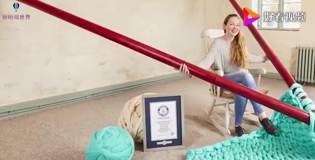世界上最大的织毛衣针,一根长4.4米,只能在户外使用!