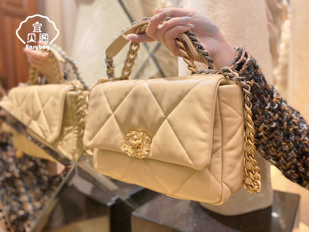 chanel 19手袋杏色(图片转自网站:宜贝阁奢品女包,转载注明)