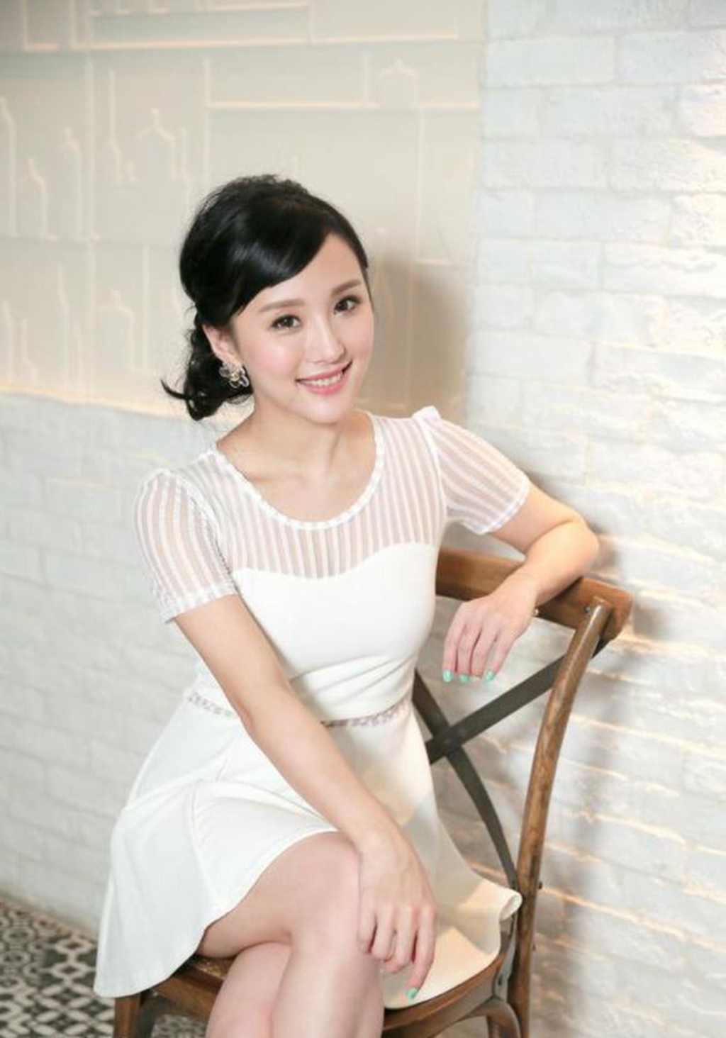 天生丽质,妍姿艳质——陈静