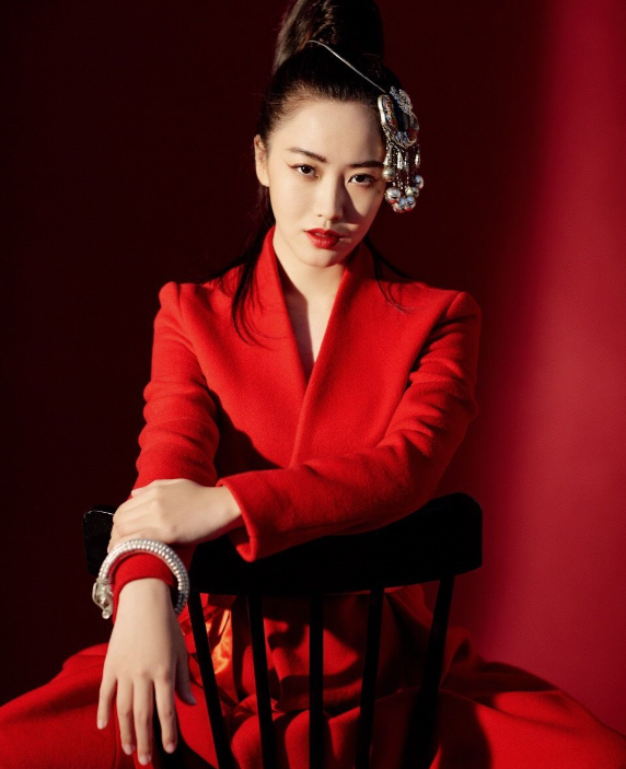 刘珈彤——《无间罪:僵尸重生》被恶魔医生禁闭的女孩丁岚