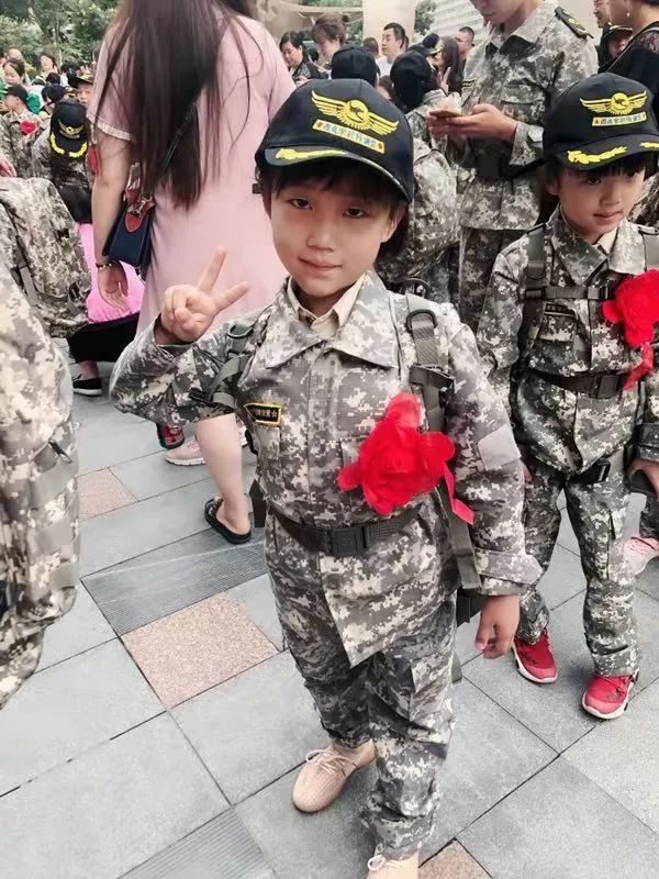 "礼赞新中国 颂读新时代"—刘梓彤