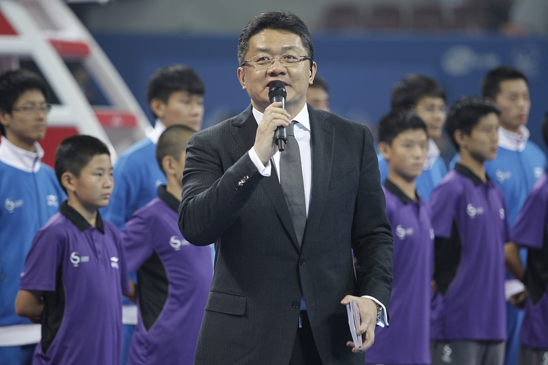 前央视知名足球解说员段暄已经从公众视野中消失数月,他的去向成谜