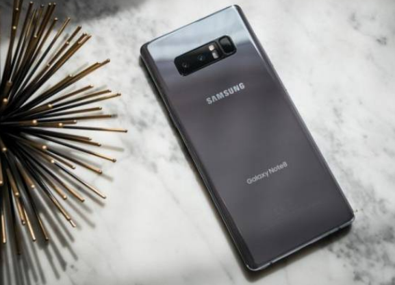 三星galaxy note8:用s pen开启崭新交流模式,让你尽情发挥想象