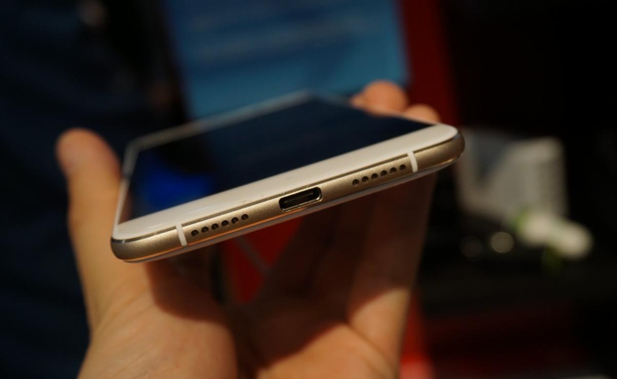 手机type-c充电接口,居然还隐藏了这6大功能,可惜很多人不知道