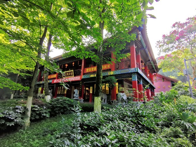 贵州黔西水西公园:山环水绕,古树苍劲,幽静而雅致