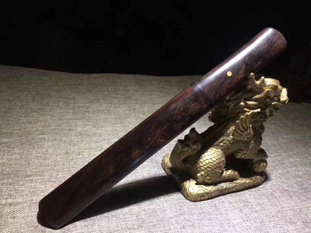 2硬度58hrc鞘材 巴西黑檀木 总重 450g 净重 700g 工艺 刃身手工t8