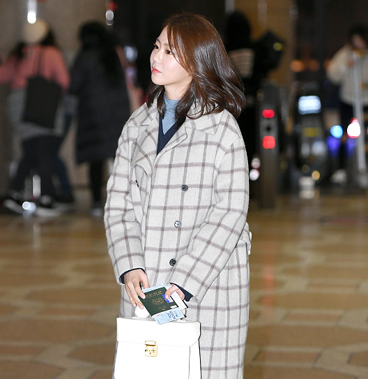 首尔,韩胜妍(han seung-yeon)机场街拍.