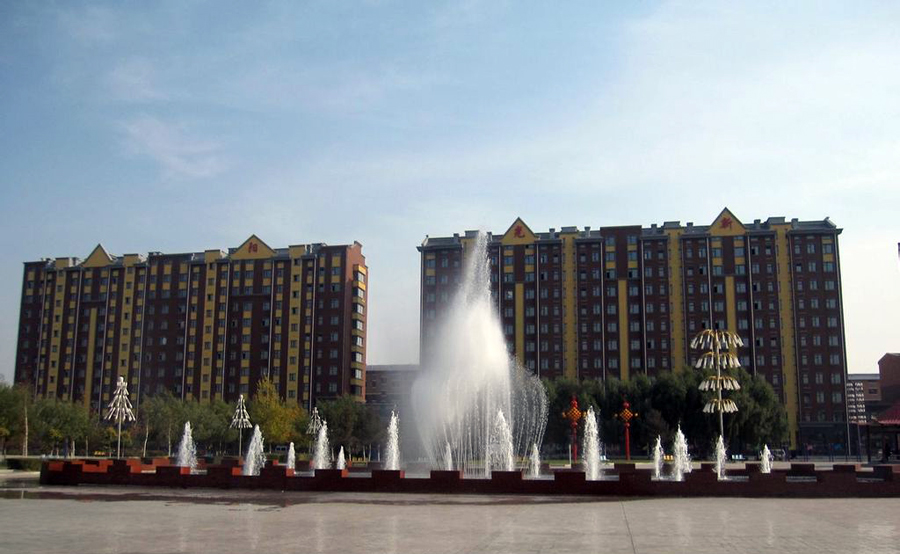 吉林四平公主岭市最大的镇,紧邻长春市区,是全国千强镇