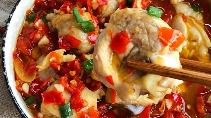 私藏超下饭家常菜,汤汁鲜美,鸡肉滑嫩,两步搞定,上桌秒光!