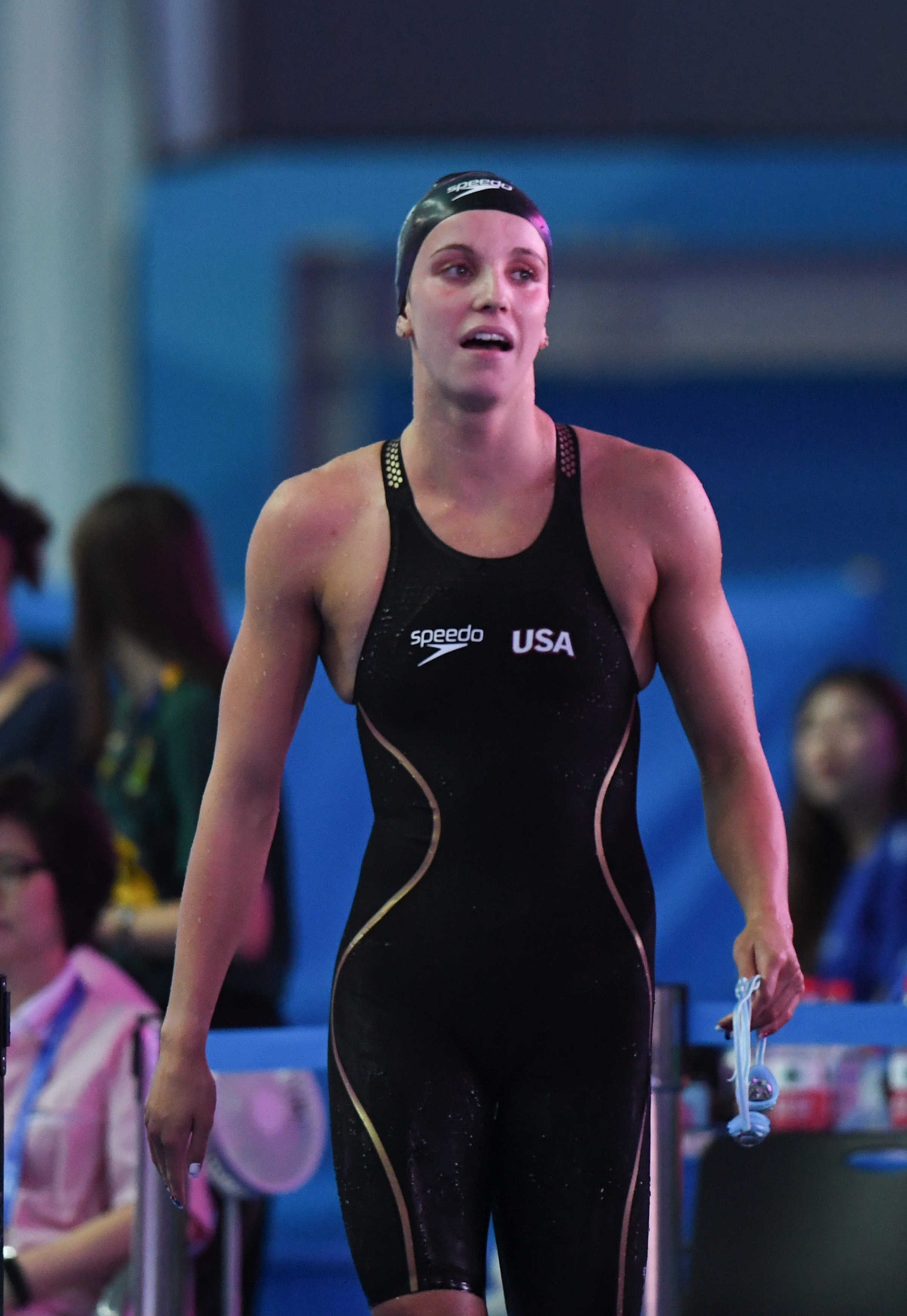 游泳——女子200米仰泳:美国选手史密斯打破世界纪录(2)