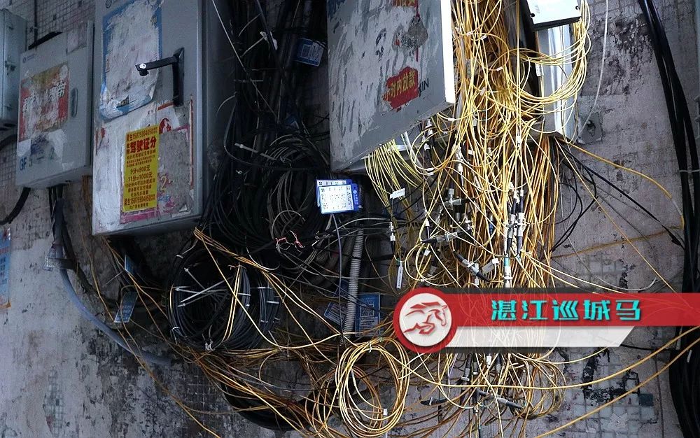 湛江這些小巷的電線纏繞雜亂無章,市民:萬一短路著火怎麼辦?