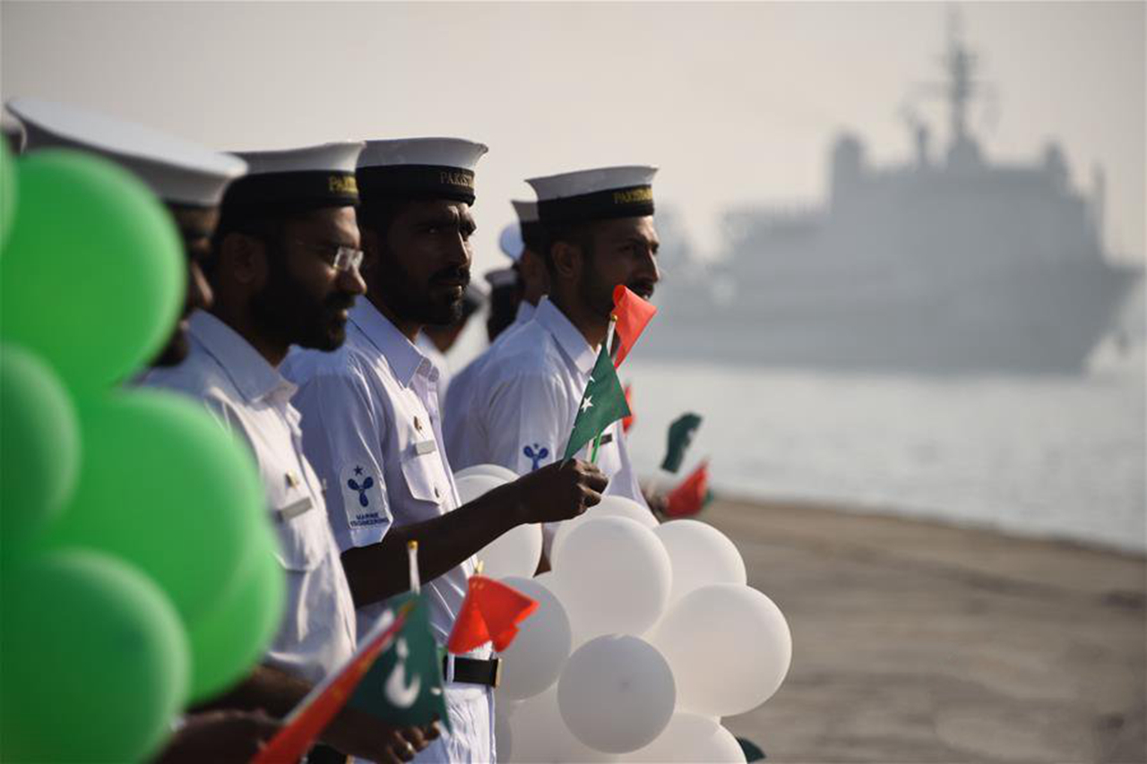 2020中巴联合军演,052d,054a齐上阵,巴铁:中国军舰真威风!