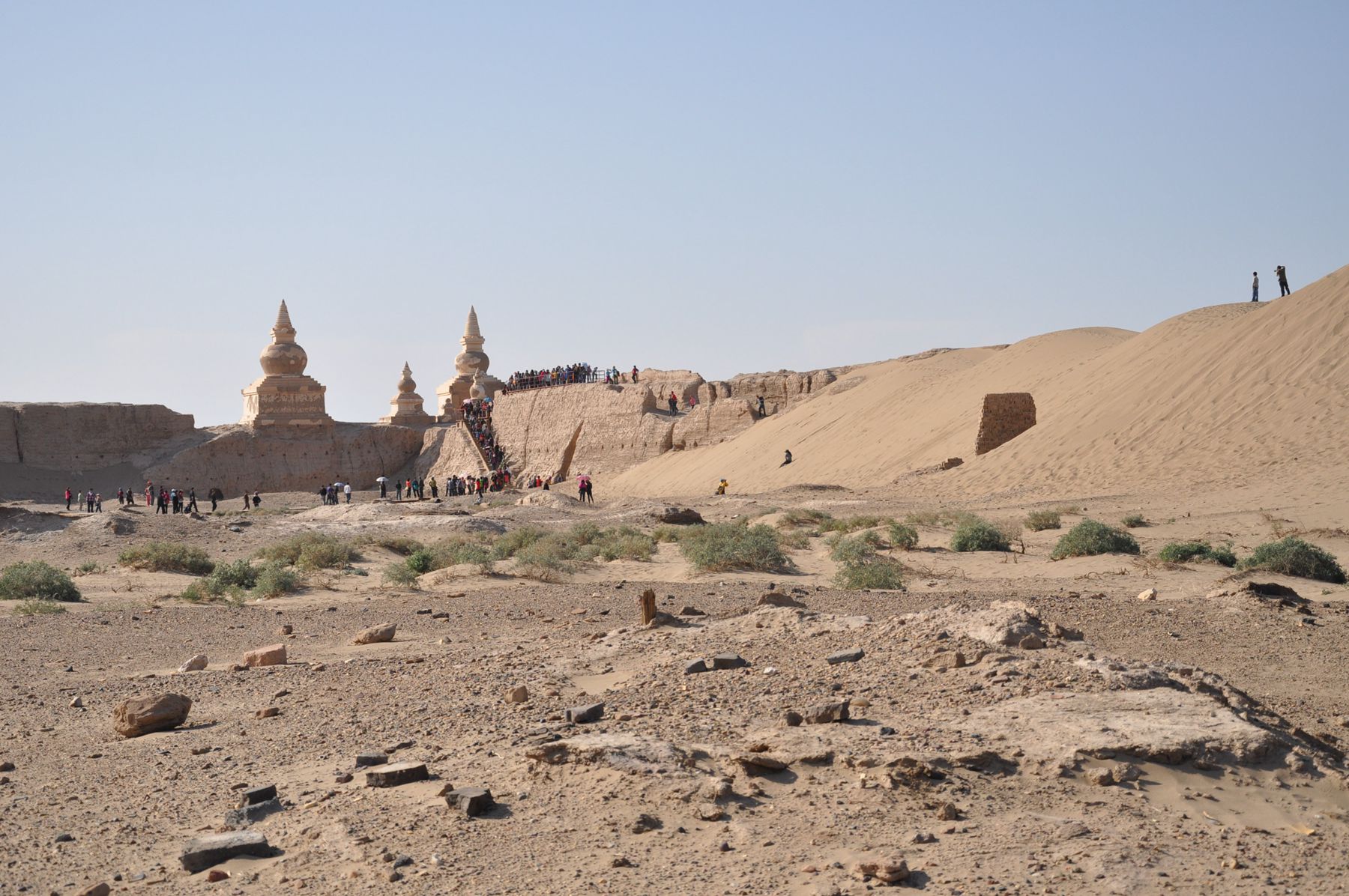 一座被沙漠淹没的古城