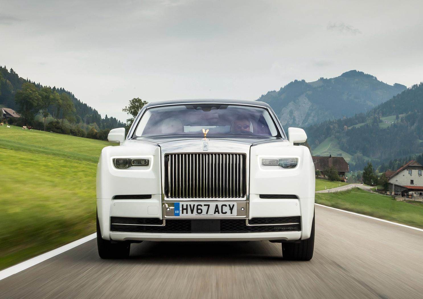 销量较高的幻影,很耐看的一款汽车,运动范表现很好