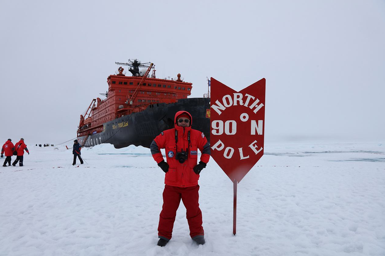 1957年, 美国阿蒙森是第一个抵达南极点的人.