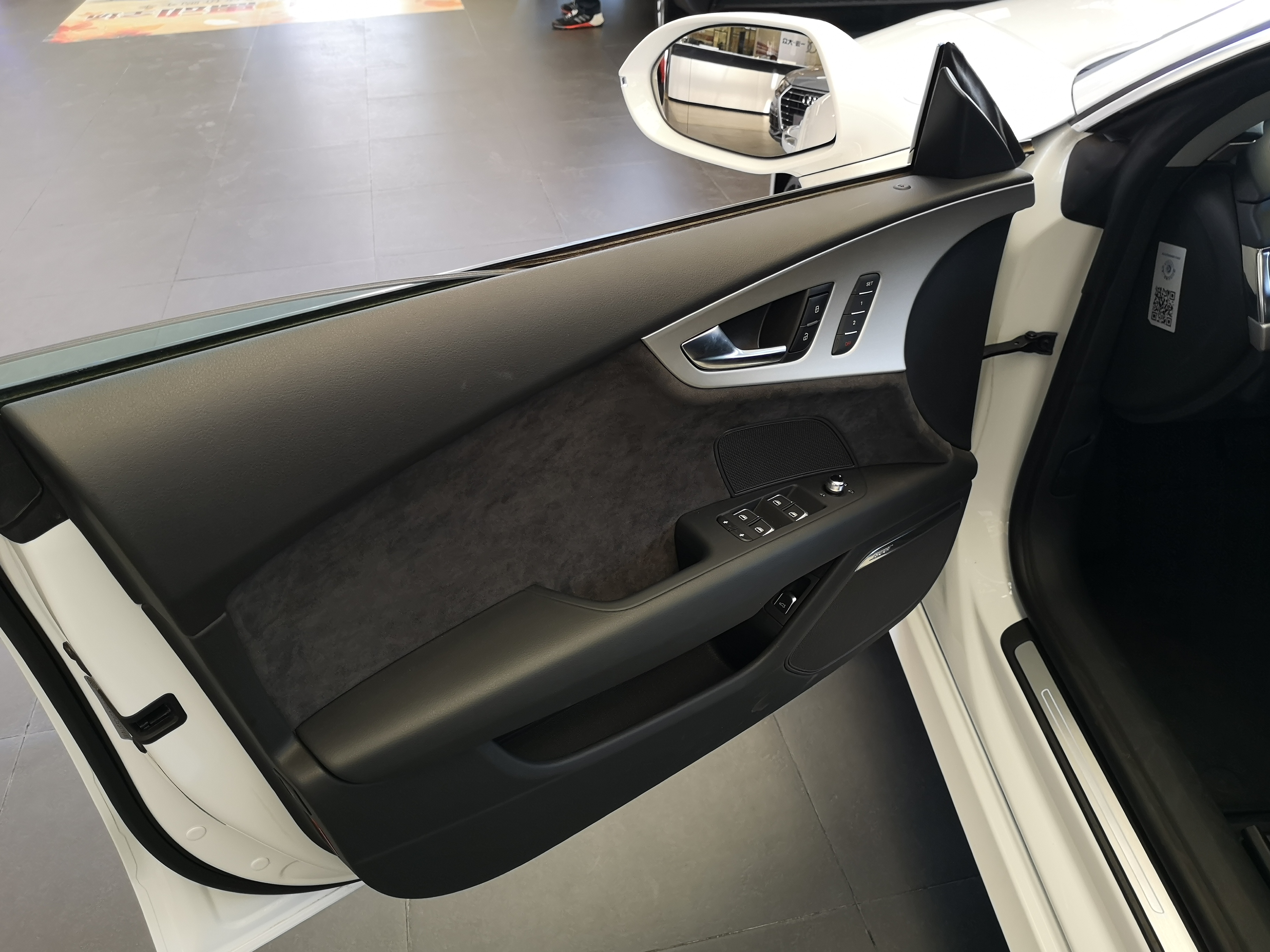 奢华大溜背 到店看奥迪a7全时四驱轿跑车