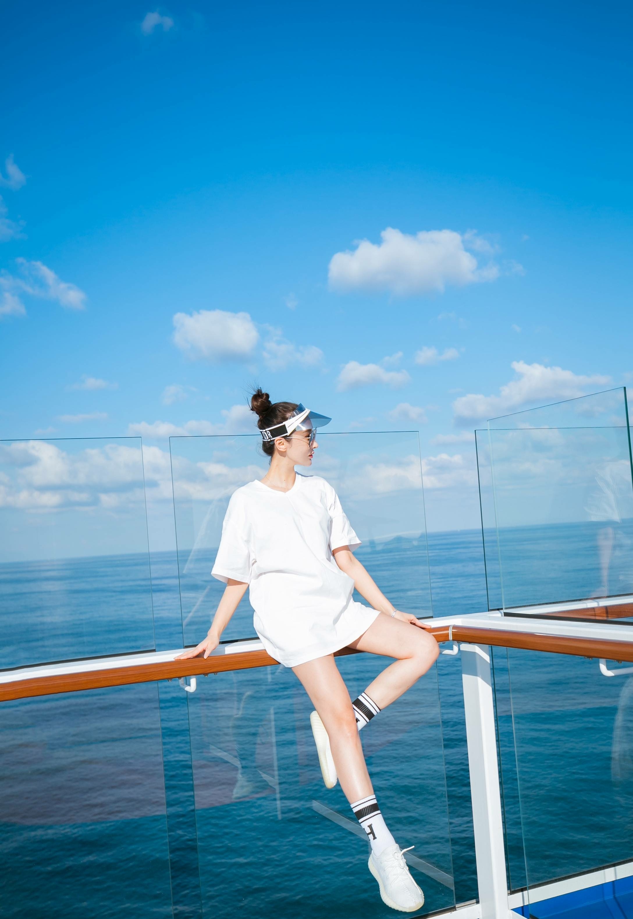 她叫贾喻冰,身高174cm,来自上海,你觉得几分呢?