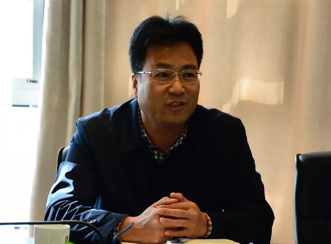 杨占文与宝鸡峡管理局局长赵波一行座谈