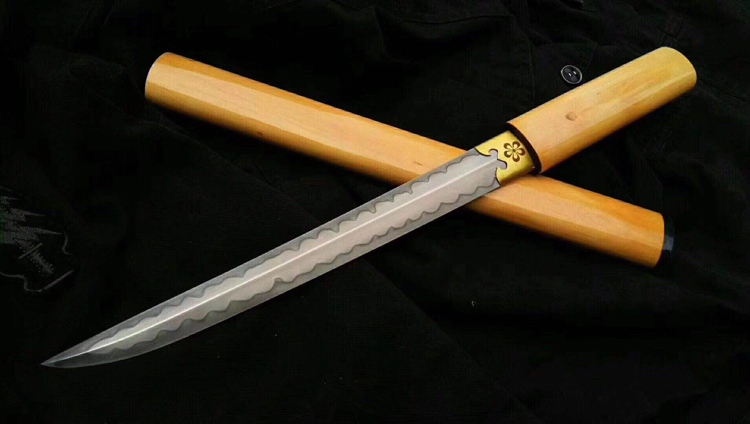 新款:双刃海浪短刀