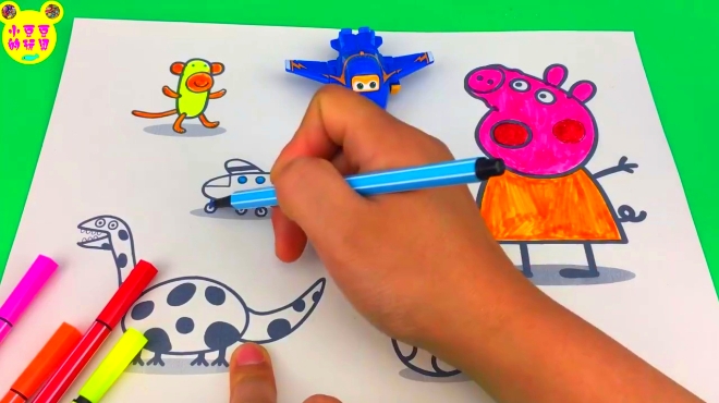 小猪佩奇踢足球水彩画玩具 超级飞侠酷飞学画画