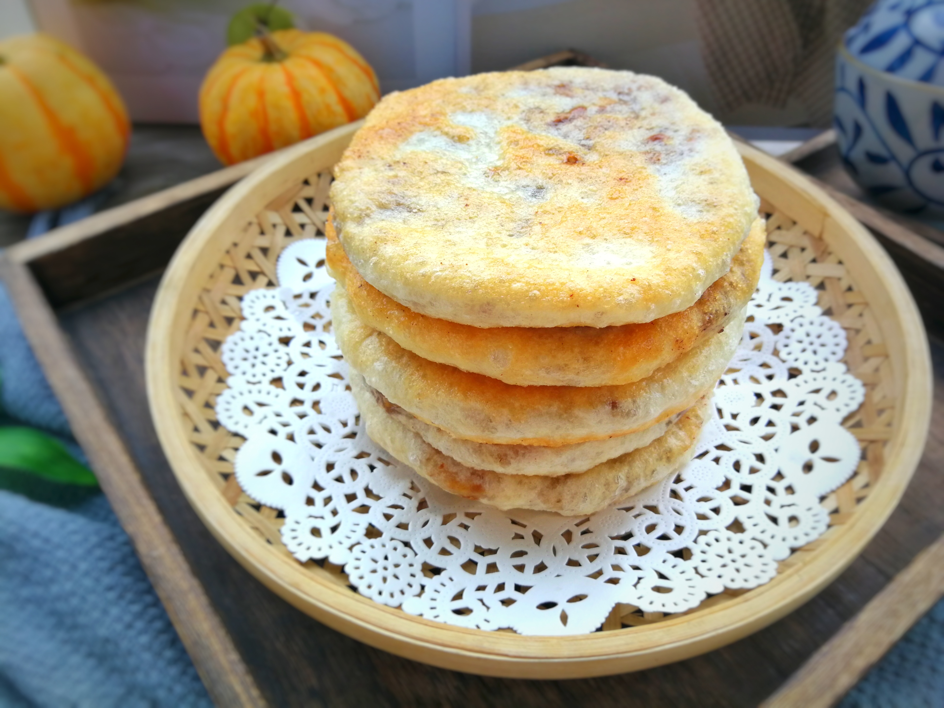 地方特色早餐肉盒子,在家也能轻松做,皮薄馅儿大,比买的还好吃