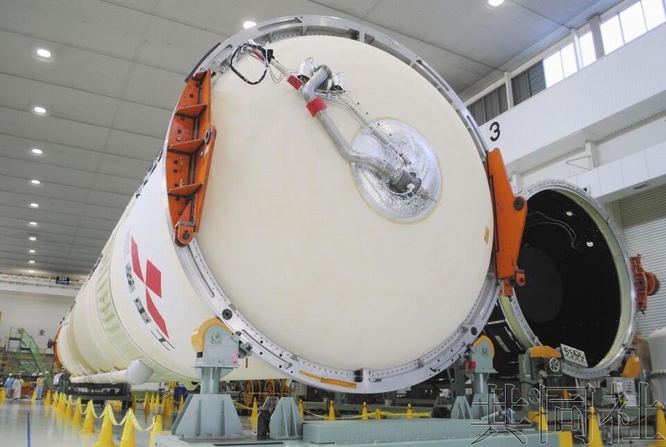 日本三菱重工展示h2a火箭 将用于月底发射息吹2号
