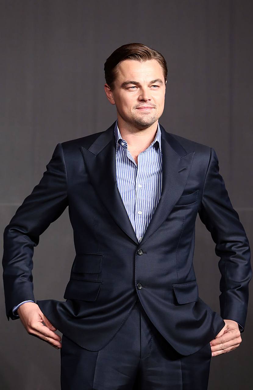 莱昂纳多·迪卡普里奥:好莱坞巨星,凭借出色的演技和迷人的外貌,成为