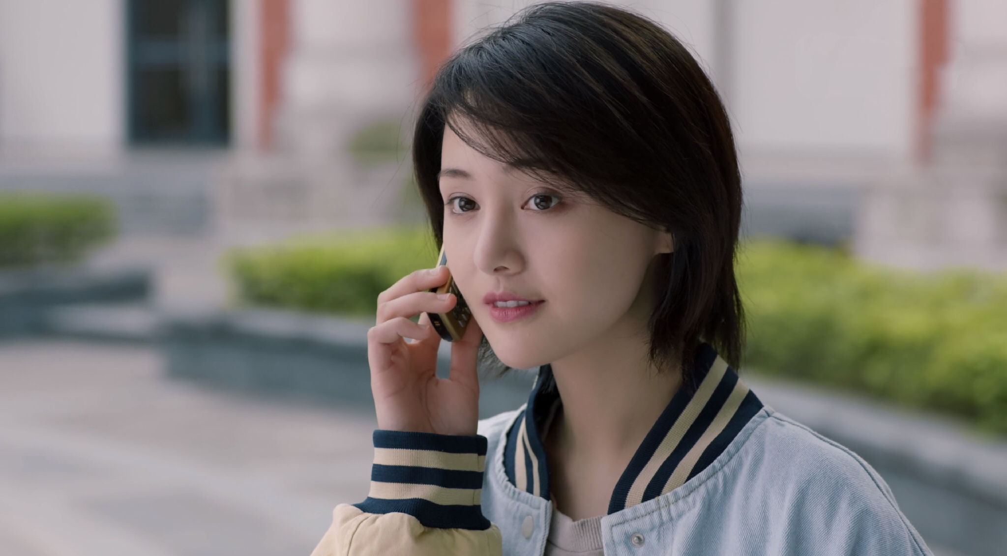 这位女主持人40多岁整了60次容,换脸太频繁,如今变面瘫!