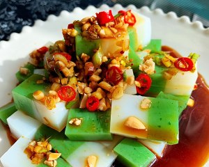 二月二龙抬头,教你在家做"彩色凉粉",q弹爽滑,2分钟就能学会