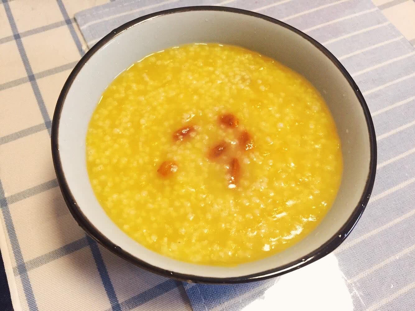 《慧姨粥谱》:枸杞南瓜粥,要将南瓜煲制出一种绵绸的口感