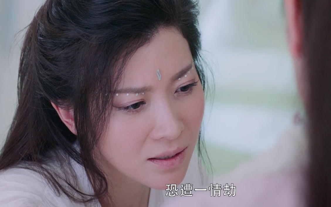 花神梓芬只想让锦觅作为一个散仙,不让锦觅继承花神职位,长芳主便认为