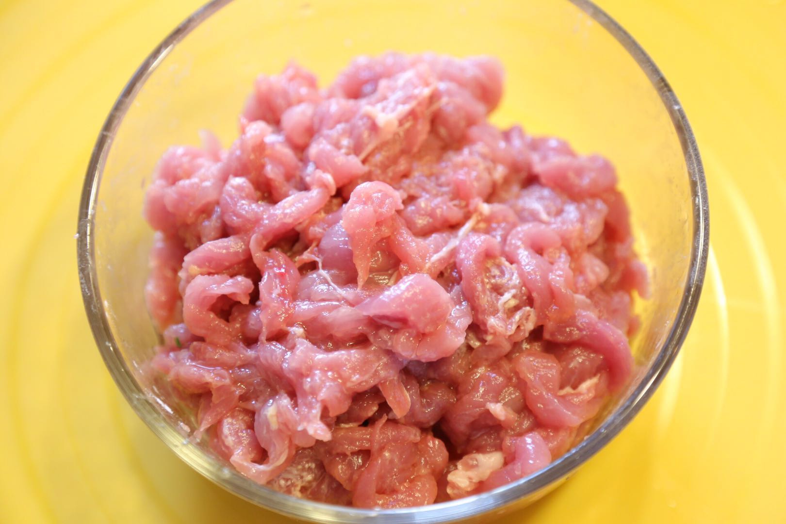 鱼香肉丝中的鱼哪去了?南北方的鱼香肉丝你更喜欢哪个?