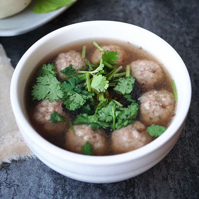 紫菜肉丸汤