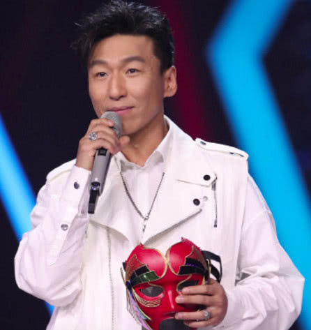 都经历过感情挫折,何洁和陈羽凡,谁对爱情的理解更深刻?