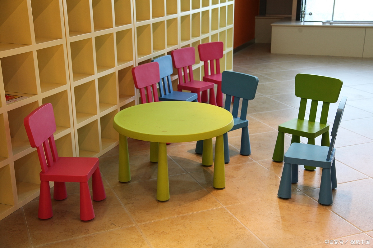 如何应对青春前期儿童成长中的同伴压力？家长应做到这4点！