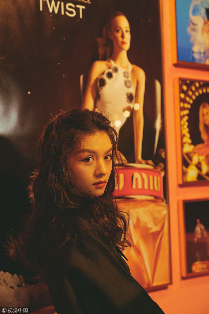 春夏不愧是90后新晋小花旦!硬照实力不是盖的