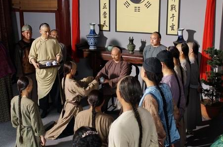 董海川3天散尽功力,杜心五身高萎缩20公分,高手死前散功很痛苦